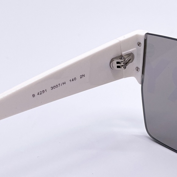 NEW BURBERRY BE4291 3007/H WHITE UNISEX SHIELD SUNGLASSES BURBERRY BE 4291 - Picture 11 of 14